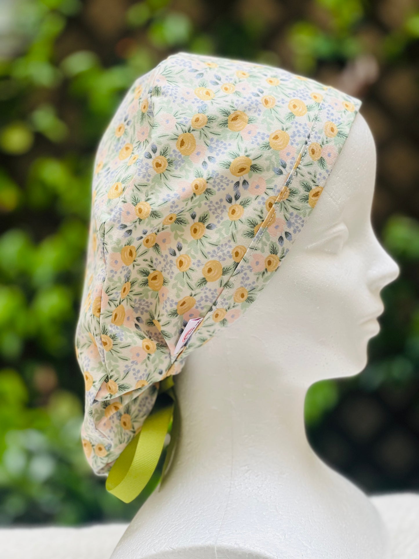 Kelsi ponytail scrub cap, mint mini