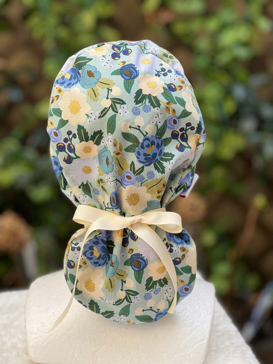 Jamesia ponytail scrub cap