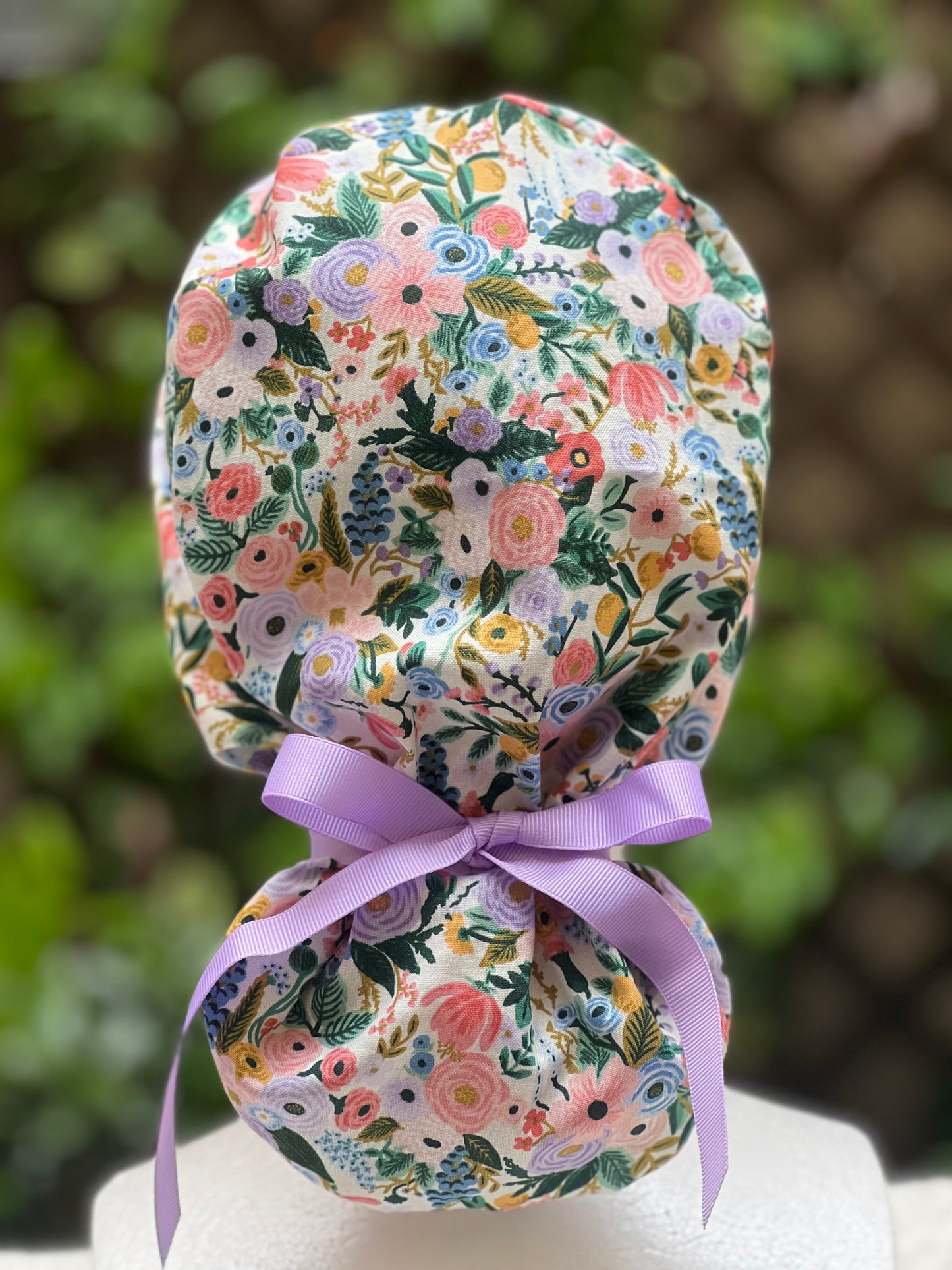 Bella ponytail scrub cap, Ivory small