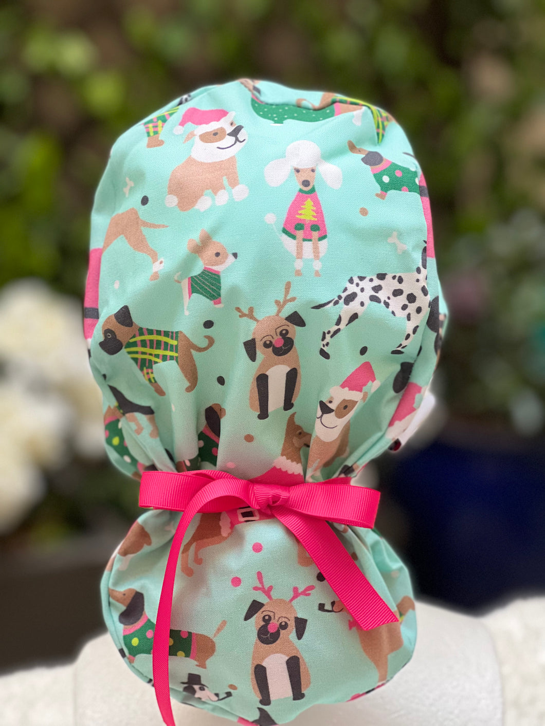 Green dog Christmas bow scrub cap