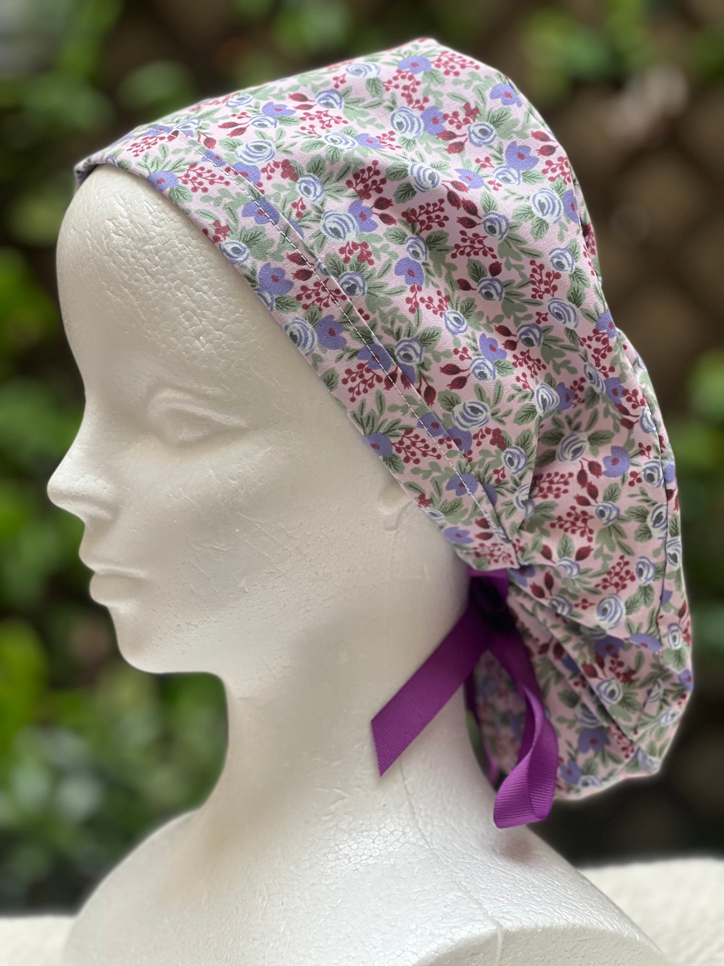 Leila ponytail scrub cap, lilac
