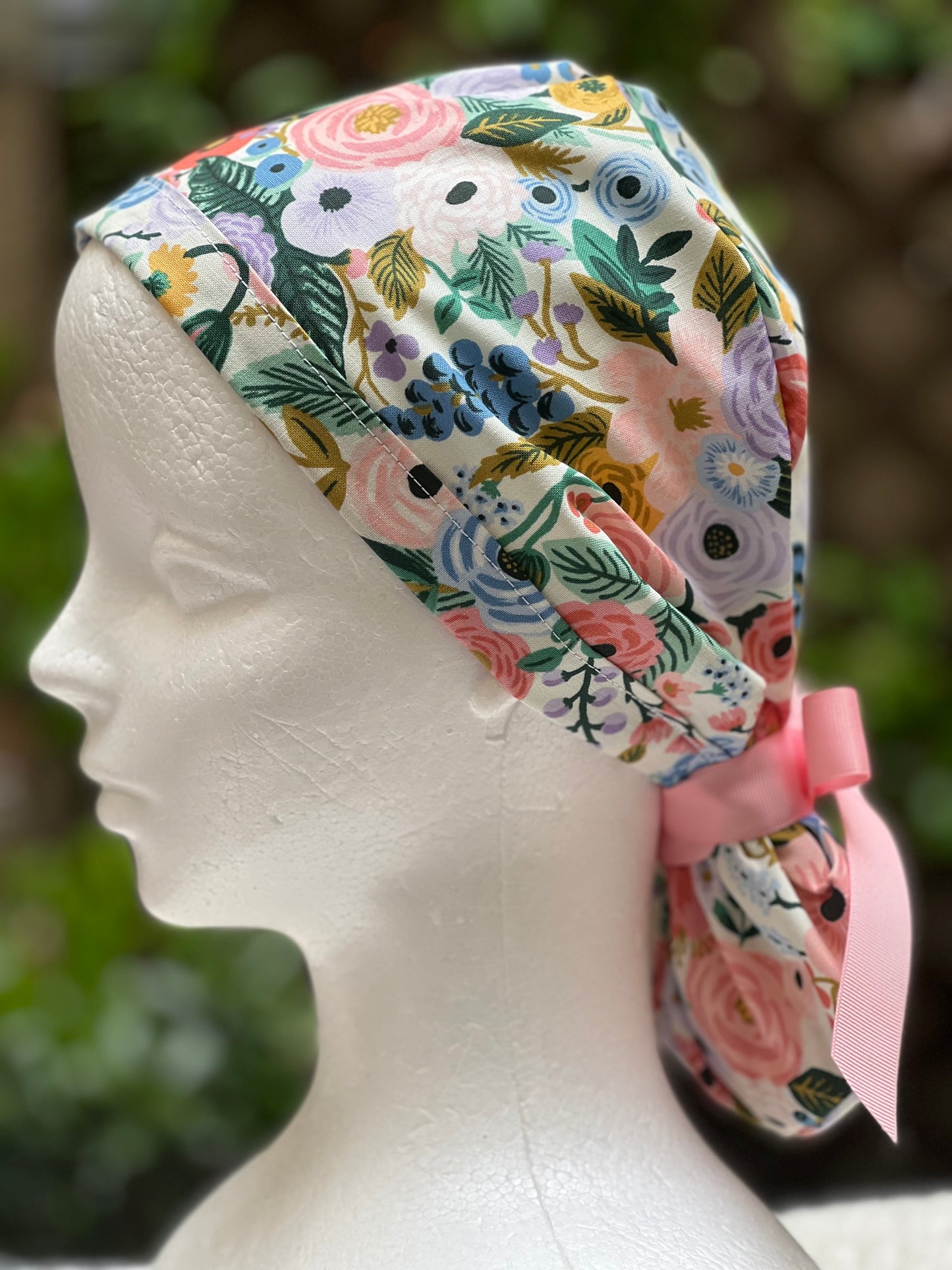 Lisette ponytail scrub cap, Ivory big