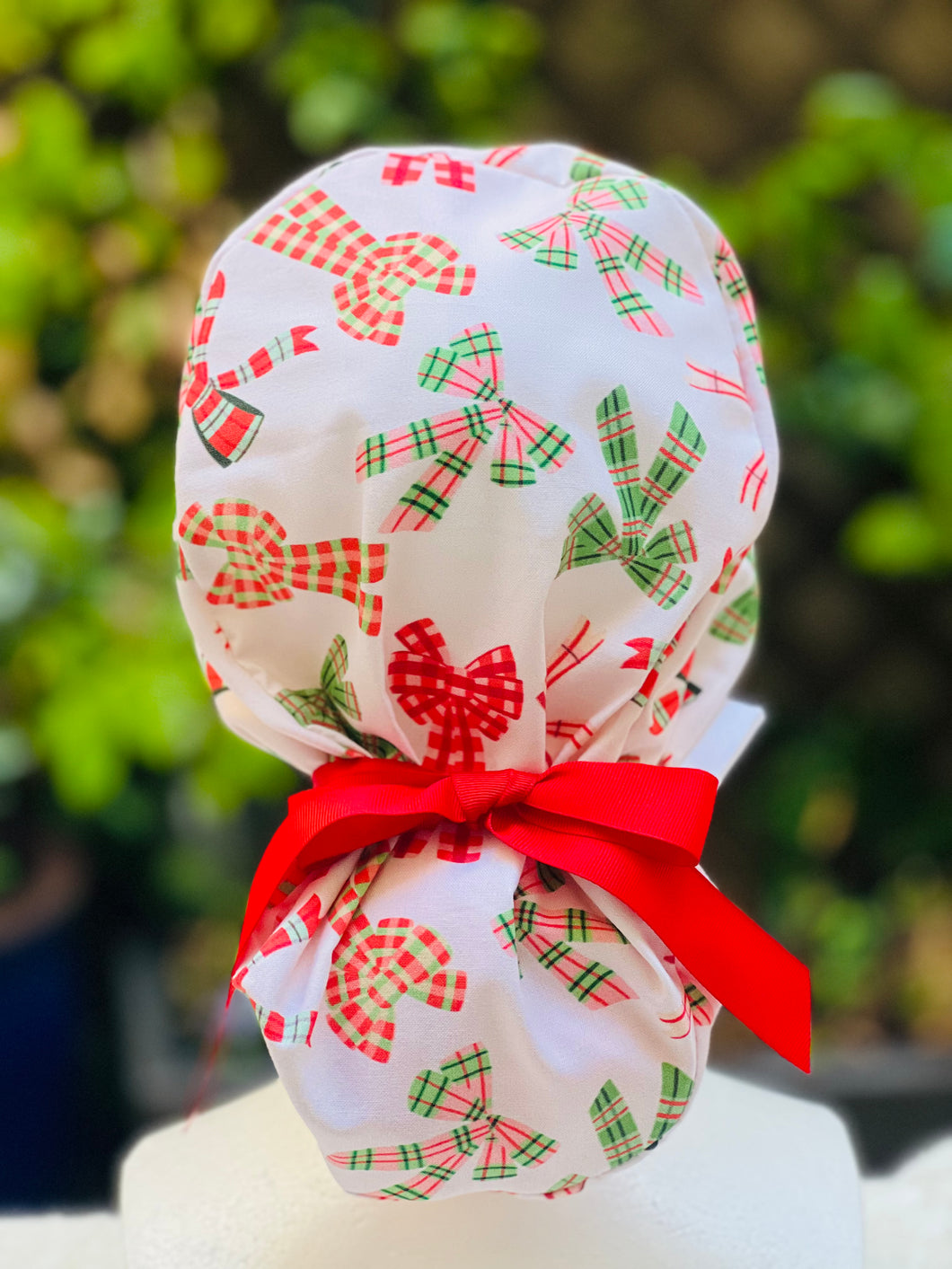 Christmas Bow checkered scrub cap