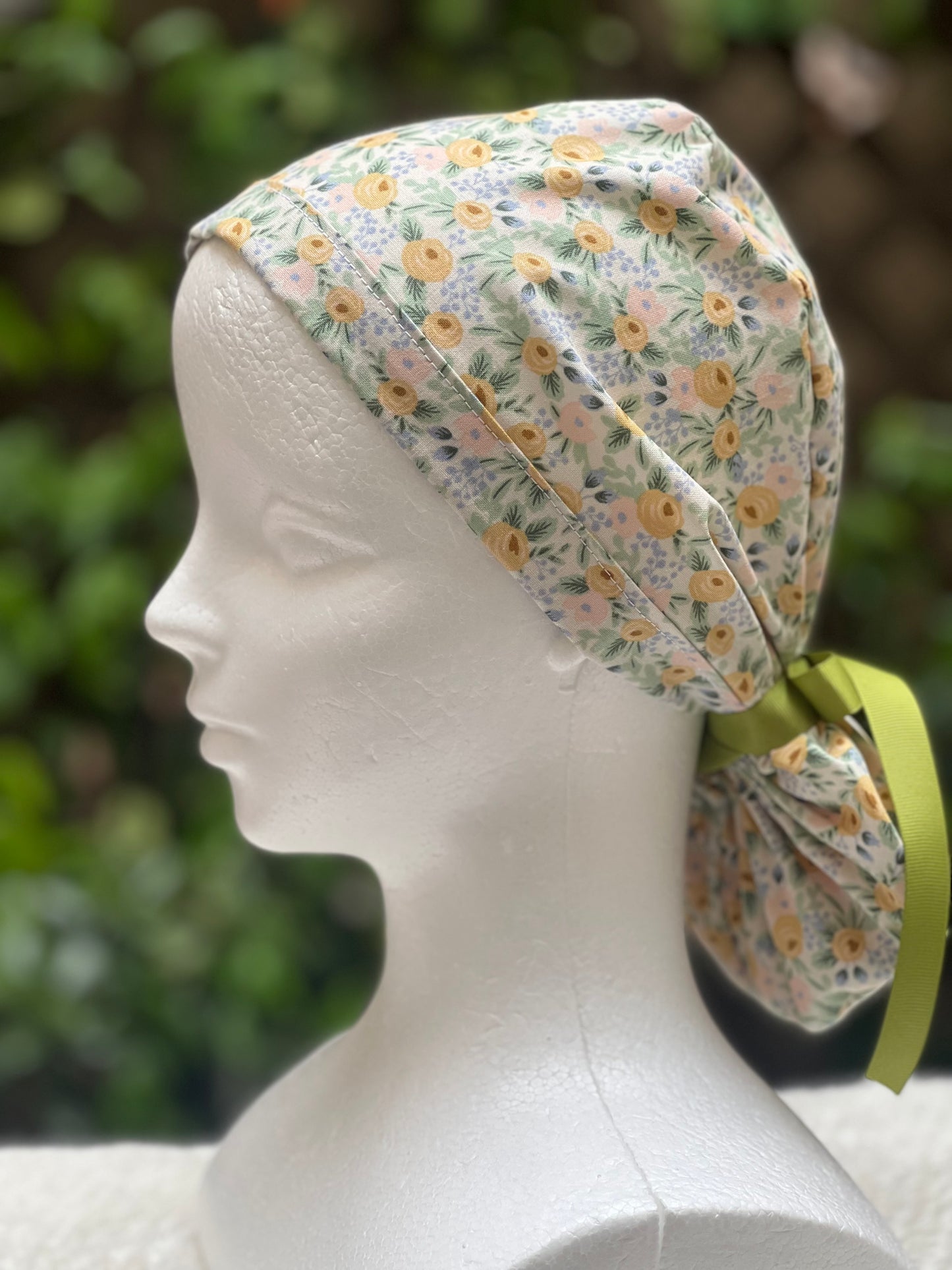 Kelsi ponytail scrub cap, mint mini