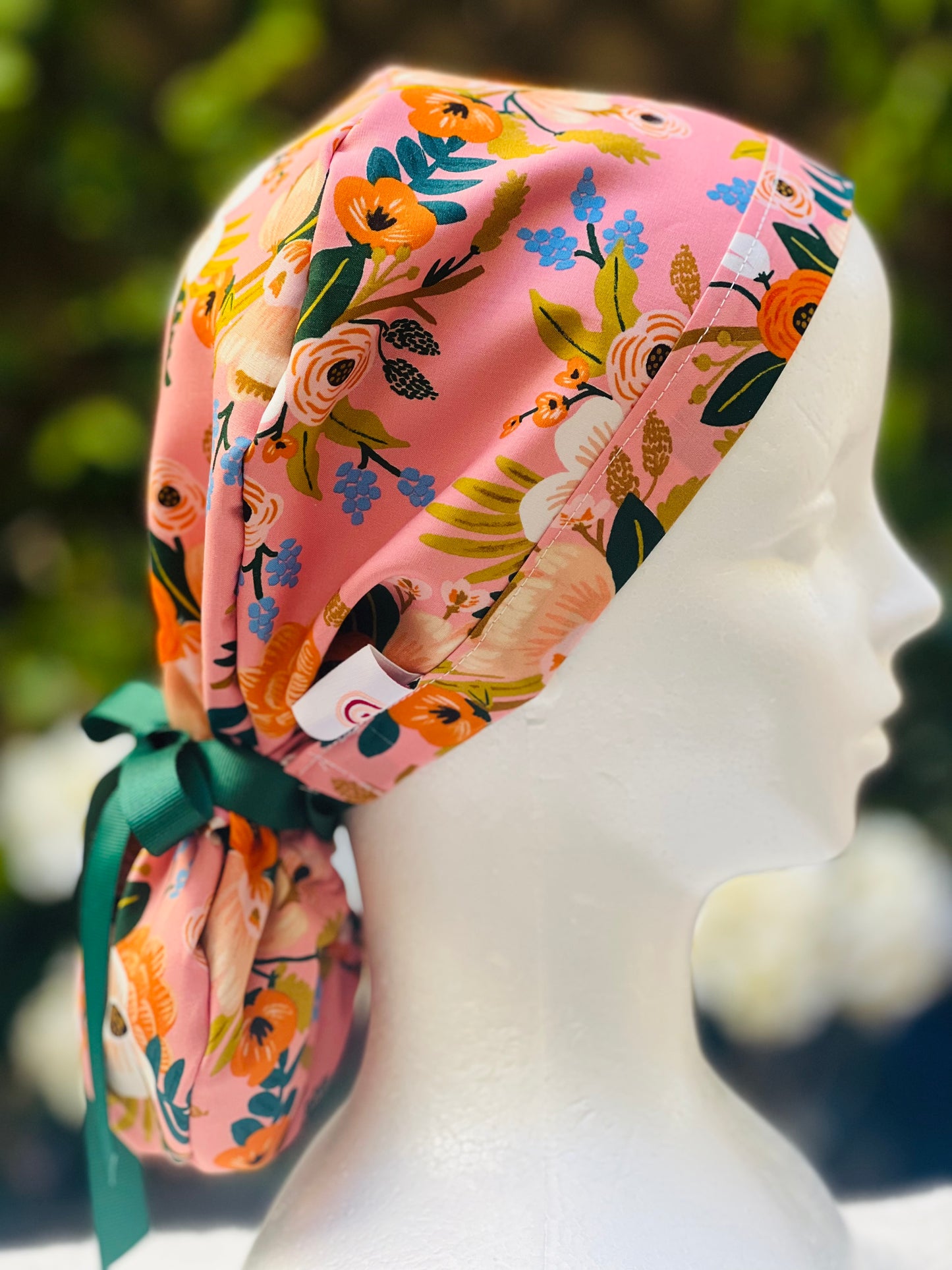 Violeta ponytail scrub cap