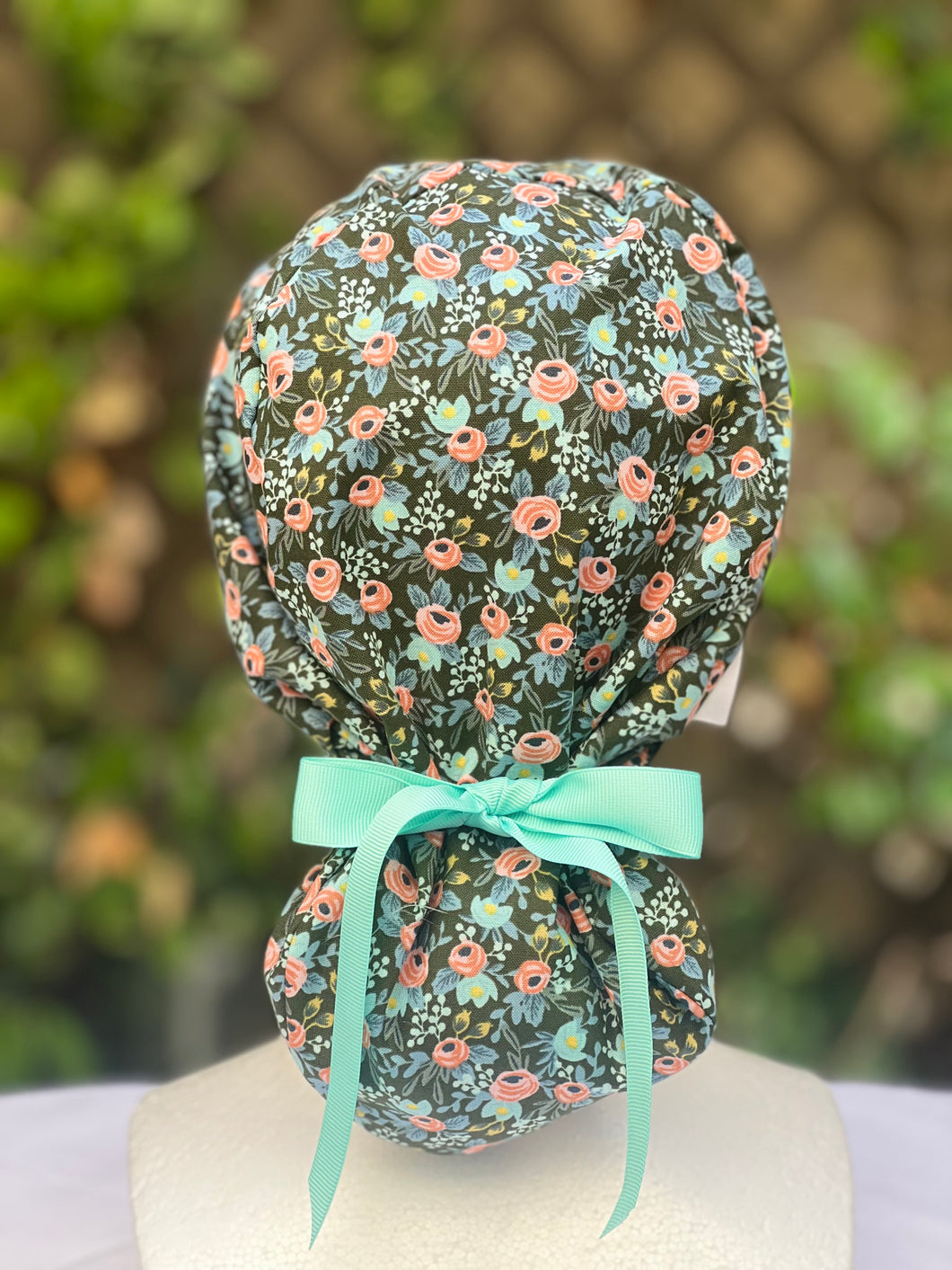 Leonor ponytail scrub cap