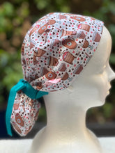 Load image into Gallery viewer, Maricar Ponytail Scrub Cap
