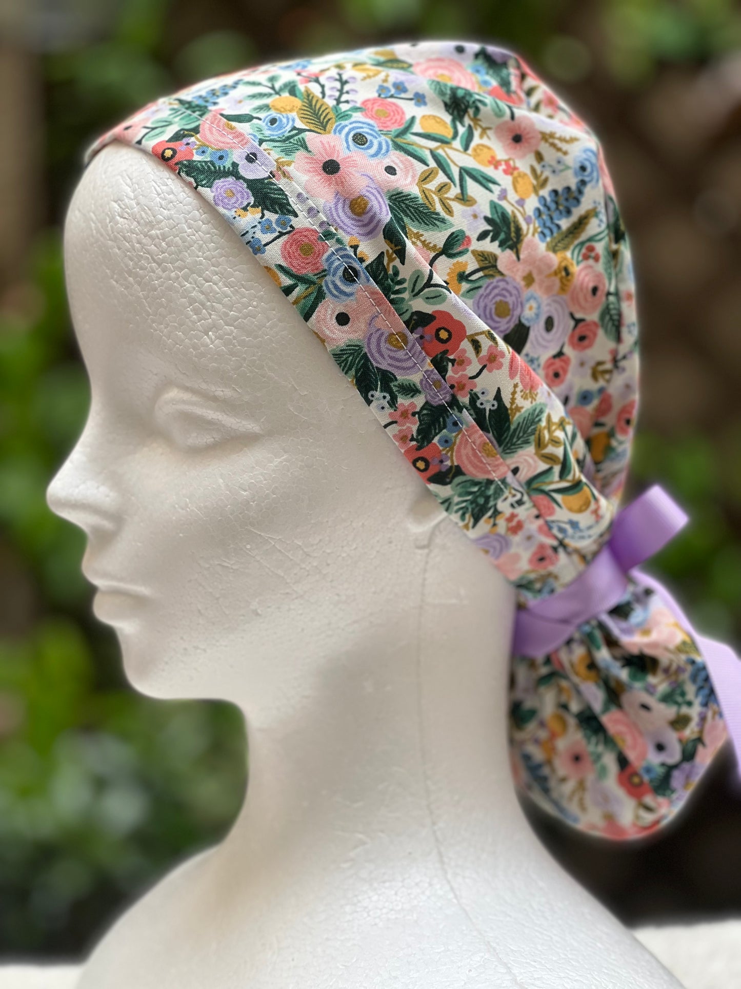 Bella ponytail scrub cap, Ivory small