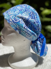 Load image into Gallery viewer, Anyaa&#39;e Ponytail Scrub Cap
