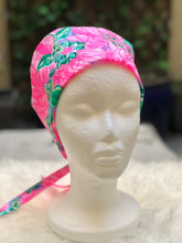 Load image into Gallery viewer, Florentina - Skull Cap
